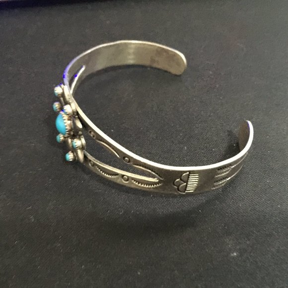 Bell Trading Nickel Silver Native Tribal Cuff Bangle Bracelet - Picture 3 of 7